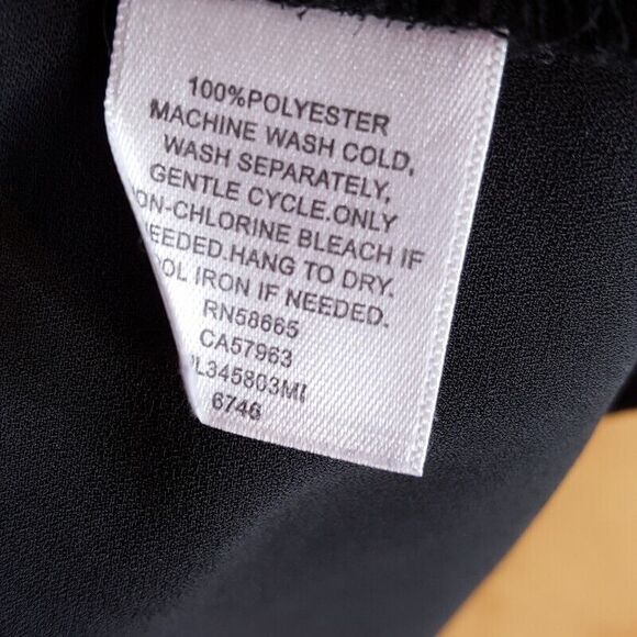 TROUVE Womens Top Medium Black Pullover Sleeveless Blouse Flowy Tank Pleated - Picture 4 of 7